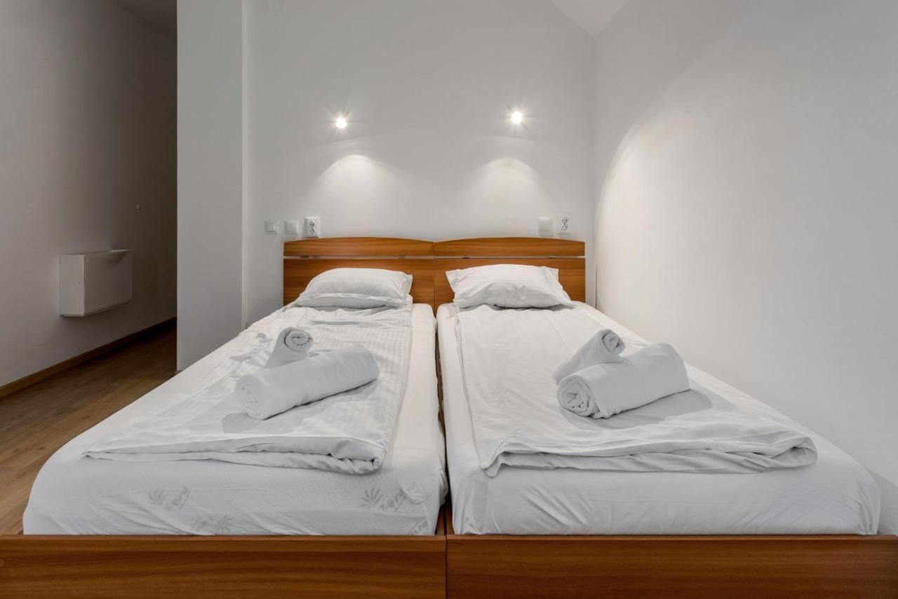 Dd Boutique Apartments Kaloşvar Dış mekan fotoğraf